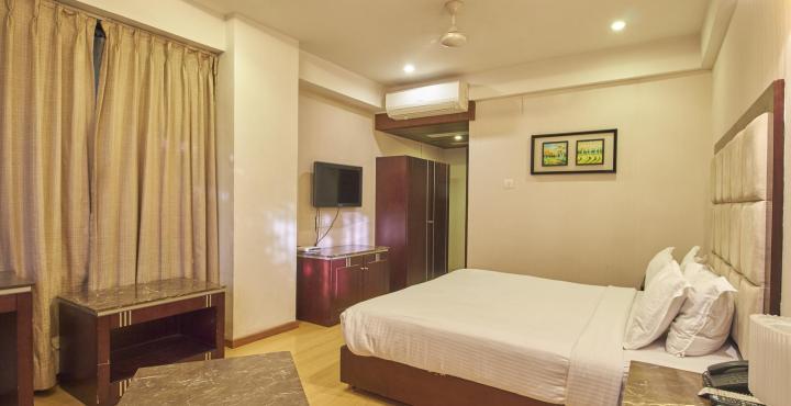Treebo Trend Hotel Parker Ahmedabad Bagian luar foto