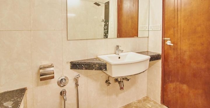 Treebo Trend Hotel Parker Ahmedabad Bagian luar foto